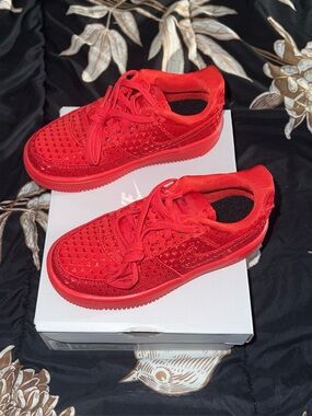 Girls Nike Red Sneakers – Size 11C